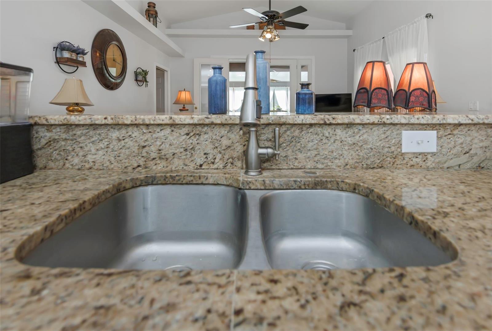 Image 17 of 100 For 1518 Fishing Lake Drive