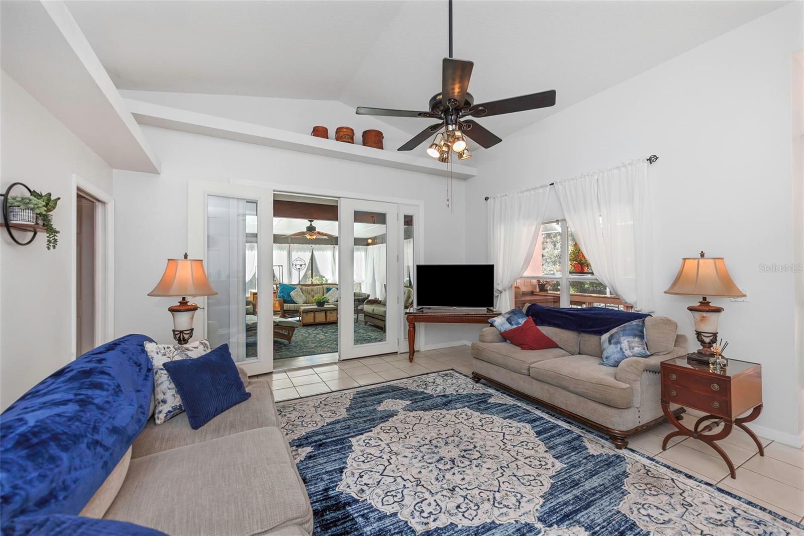 Image 23 of 100 For 1518 Fishing Lake Drive