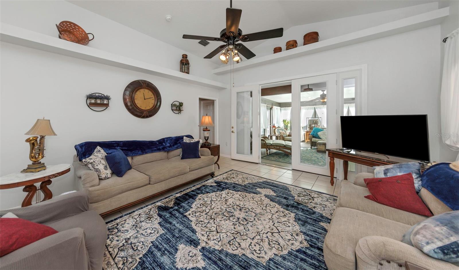 Image 24 of 100 For 1518 Fishing Lake Drive