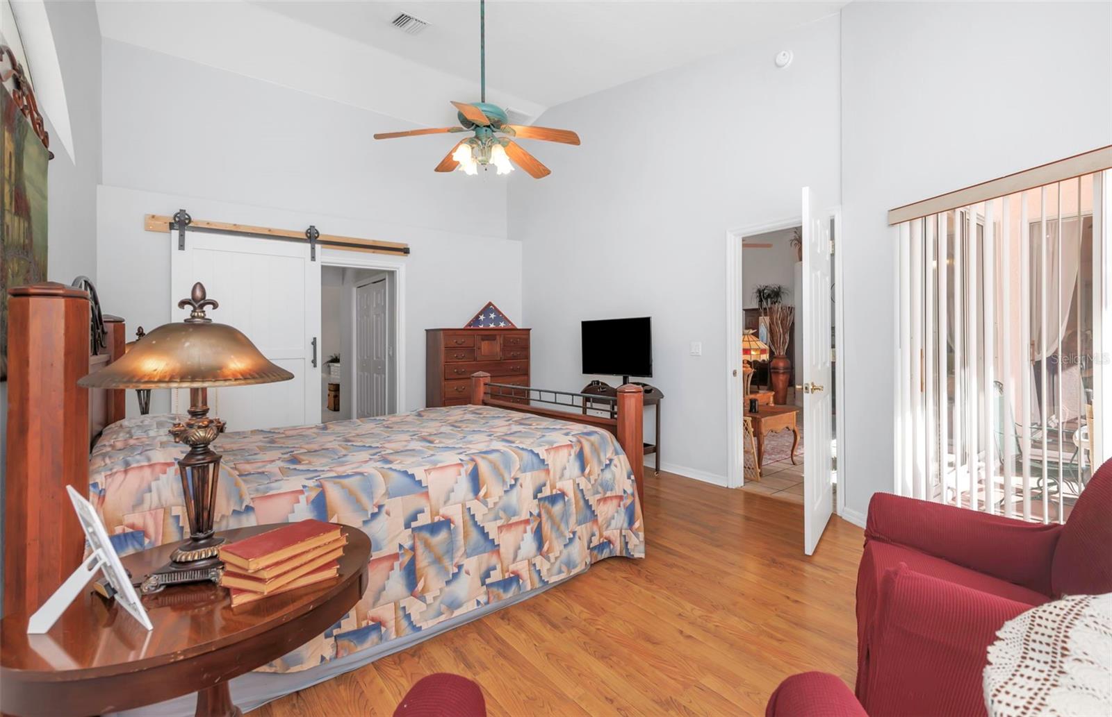 Image 49 of 100 For 1518 Fishing Lake Drive