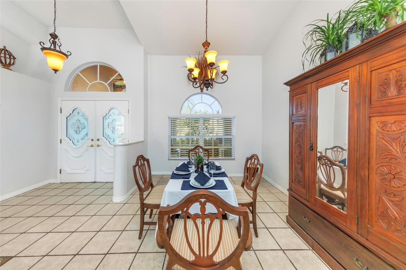 Image 52 of 100 For 1518 Fishing Lake Drive