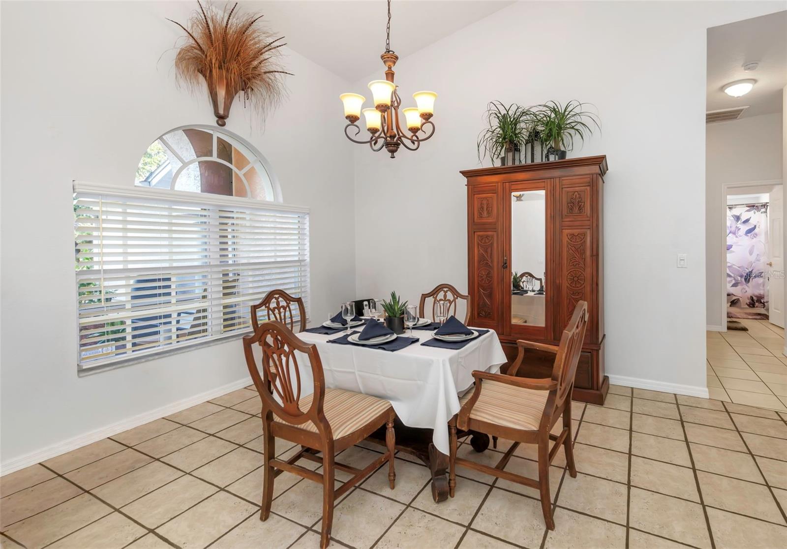 Image 53 of 100 For 1518 Fishing Lake Drive