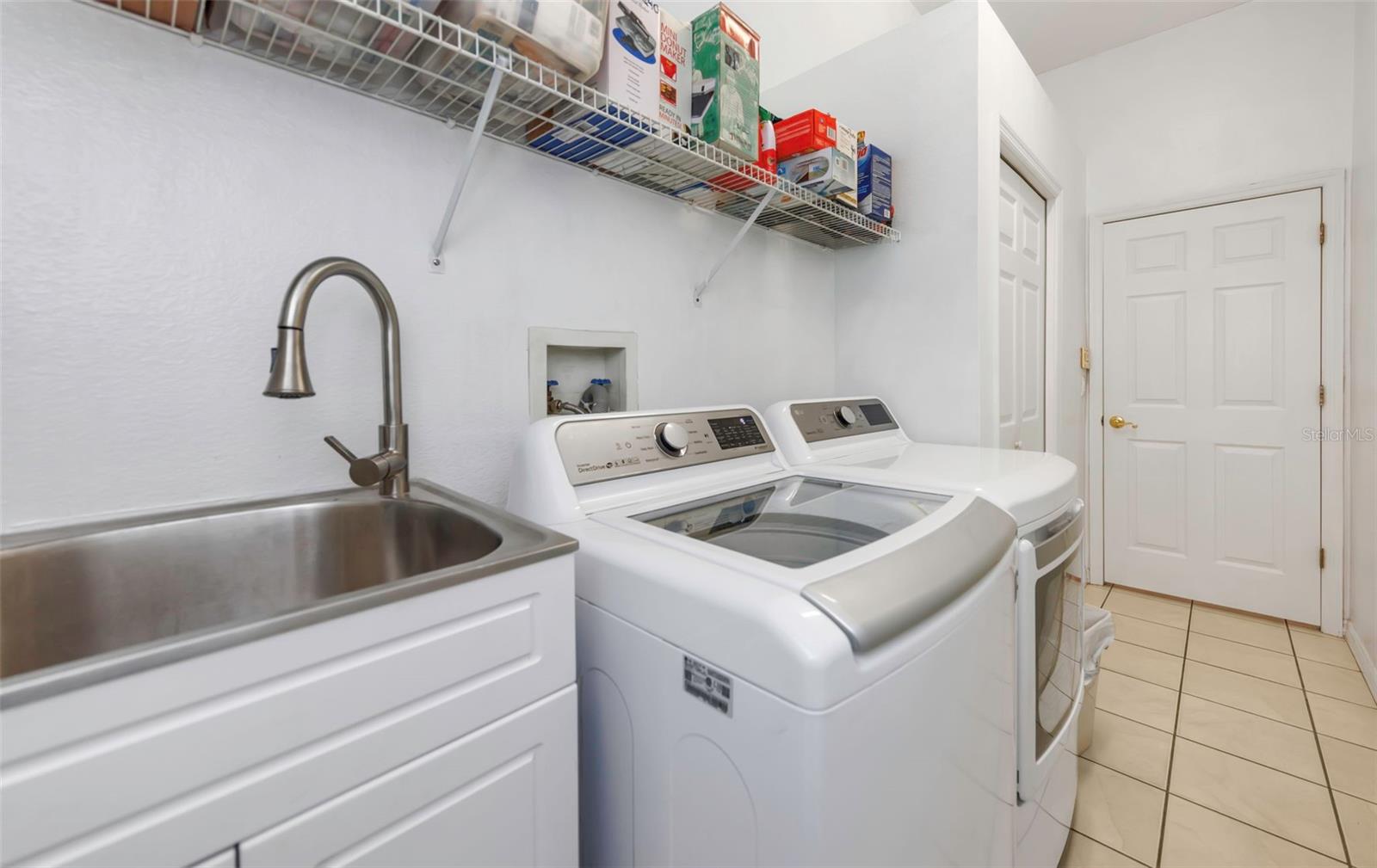 Image 57 of 100 For 1518 Fishing Lake Drive