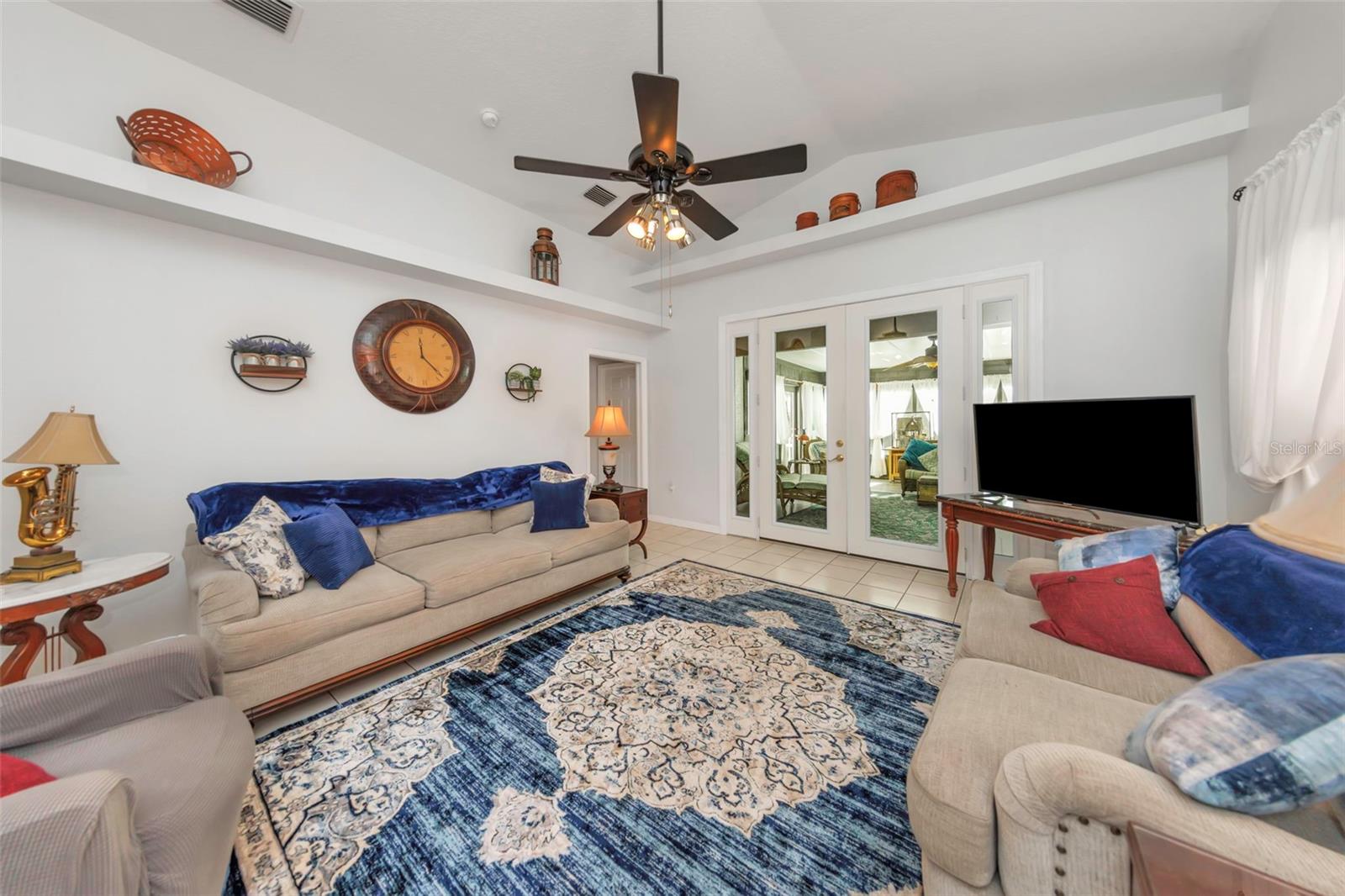 Image 9 of 100 For 1518 Fishing Lake Drive