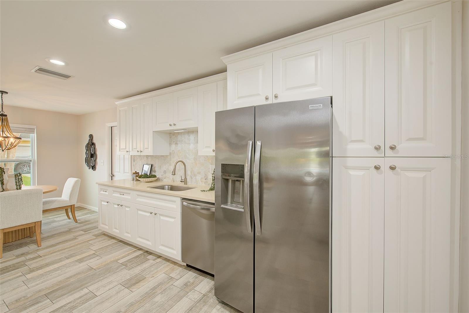 Image 10 of 59 For 2589 Sunny Breeze Avenue