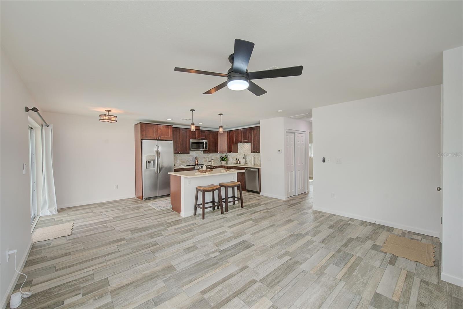 Image 27 of 59 For 2589 Sunny Breeze Avenue