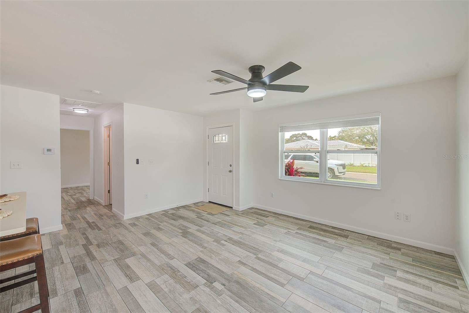 Image 28 of 59 For 2589 Sunny Breeze Avenue