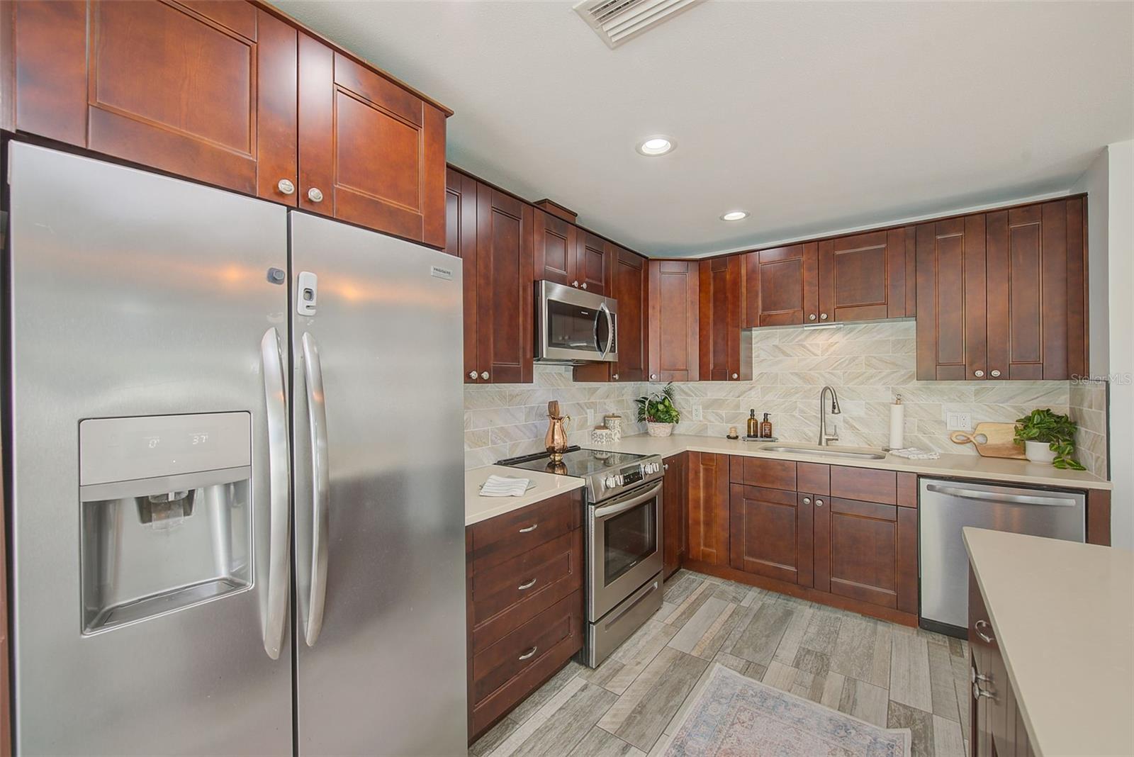 Image 32 of 59 For 2589 Sunny Breeze Avenue