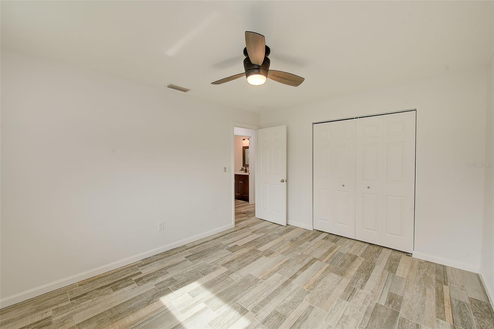 Image 38 of 59 For 2589 Sunny Breeze Avenue