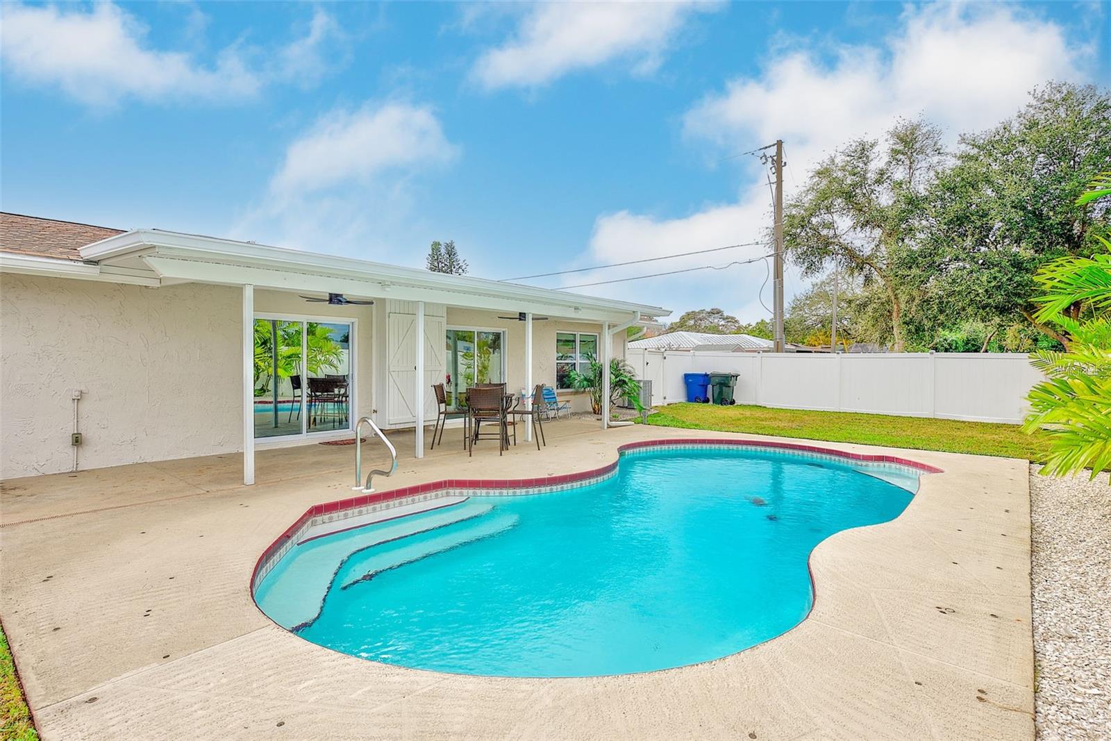 Image 46 of 59 For 2589 Sunny Breeze Avenue