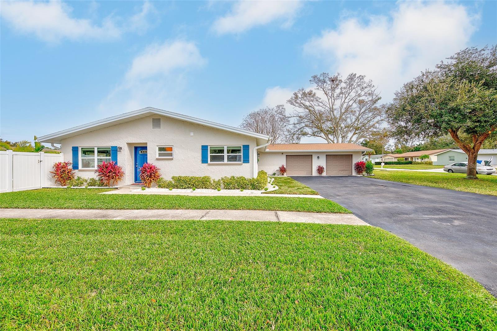 Image 49 of 59 For 2589 Sunny Breeze Avenue