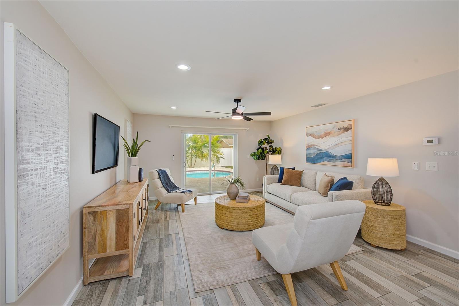 Image 8 of 59 For 2589 Sunny Breeze Avenue