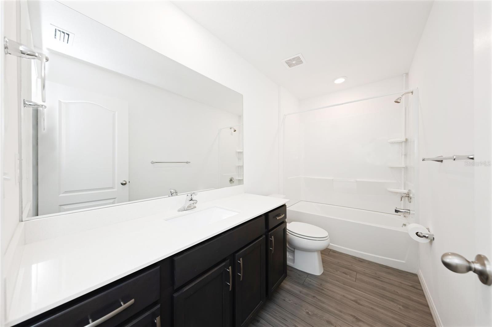 Image 25 of 76 For 8646 Pinetop Ridge Lane