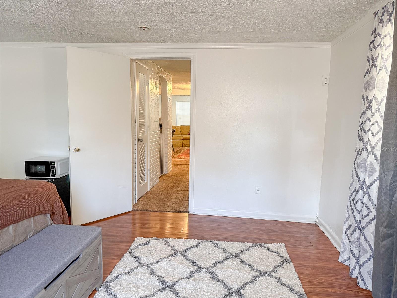 Image 10 of 37 For 4916 83rd Street