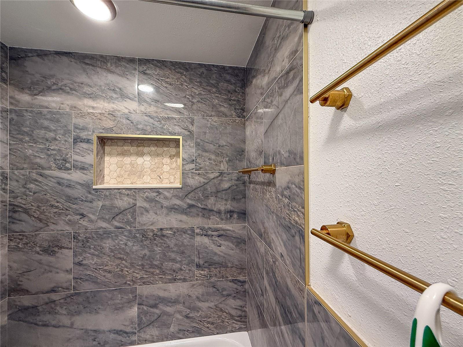 Image 22 of 37 For 4916 83rd Street