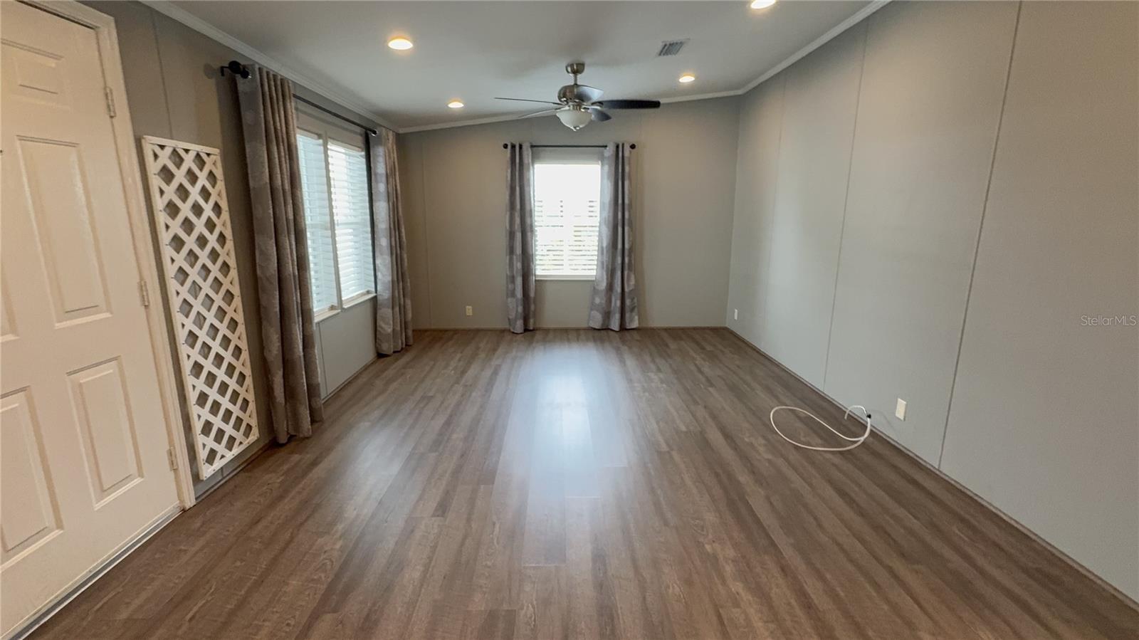 Image 31 of 53 For 717 Choo Choo Lane