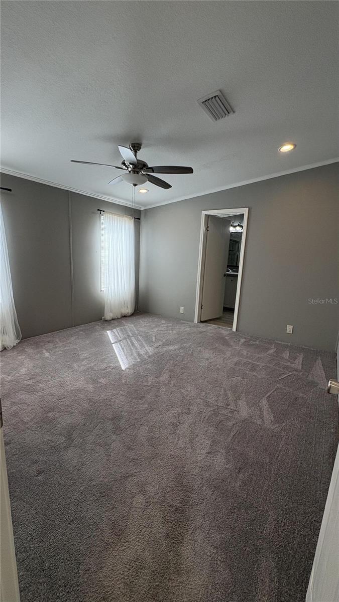 Image 33 of 53 For 717 Choo Choo Lane