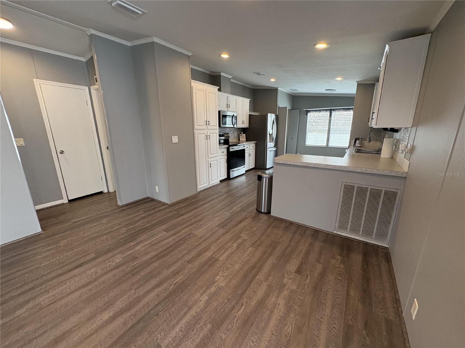 Image 6 of 53 For 717 Choo Choo Lane