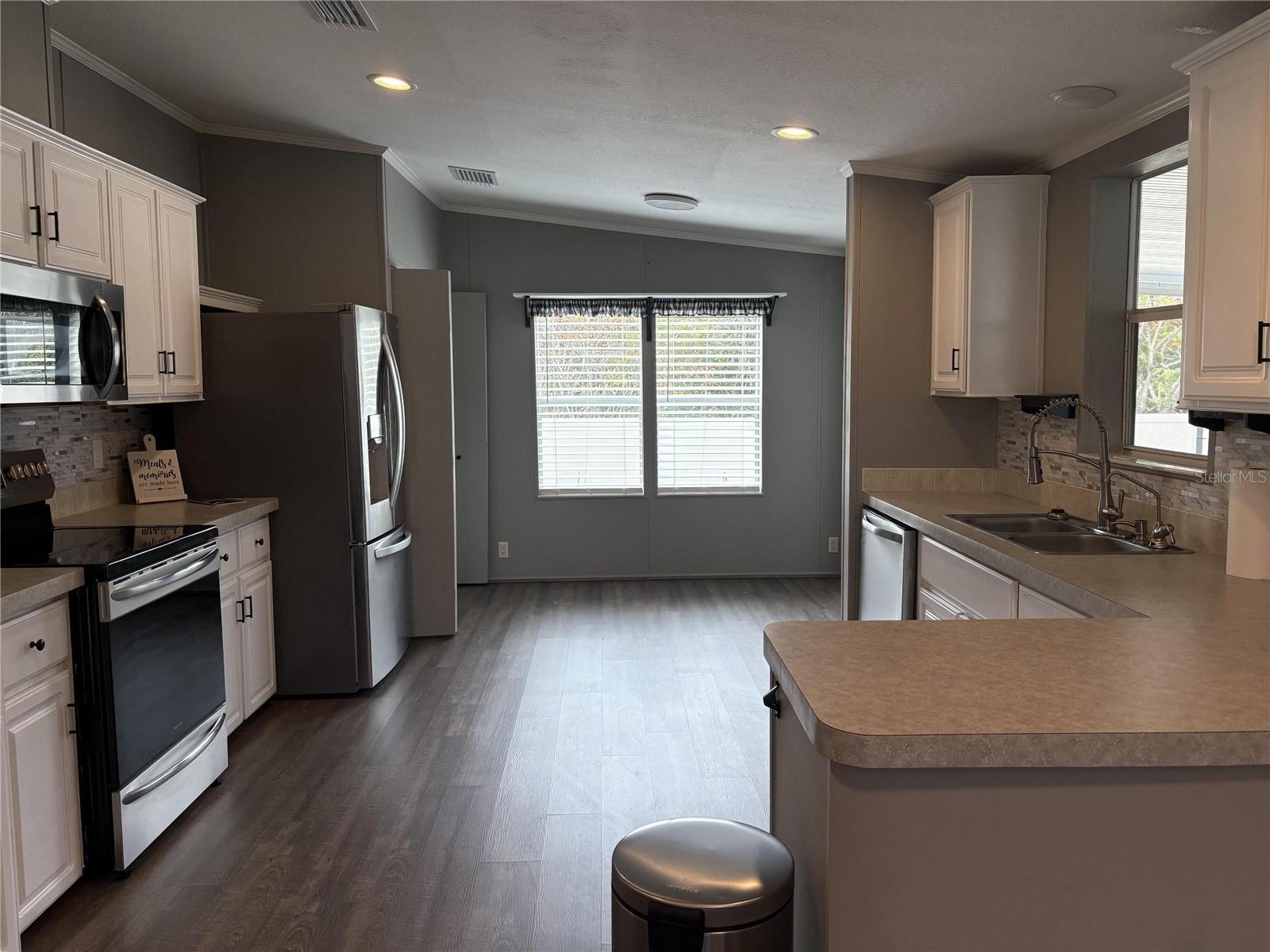 Image 9 of 53 For 717 Choo Choo Lane