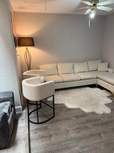 Image 17 of 36 For 35 Pinewinds Boulevard