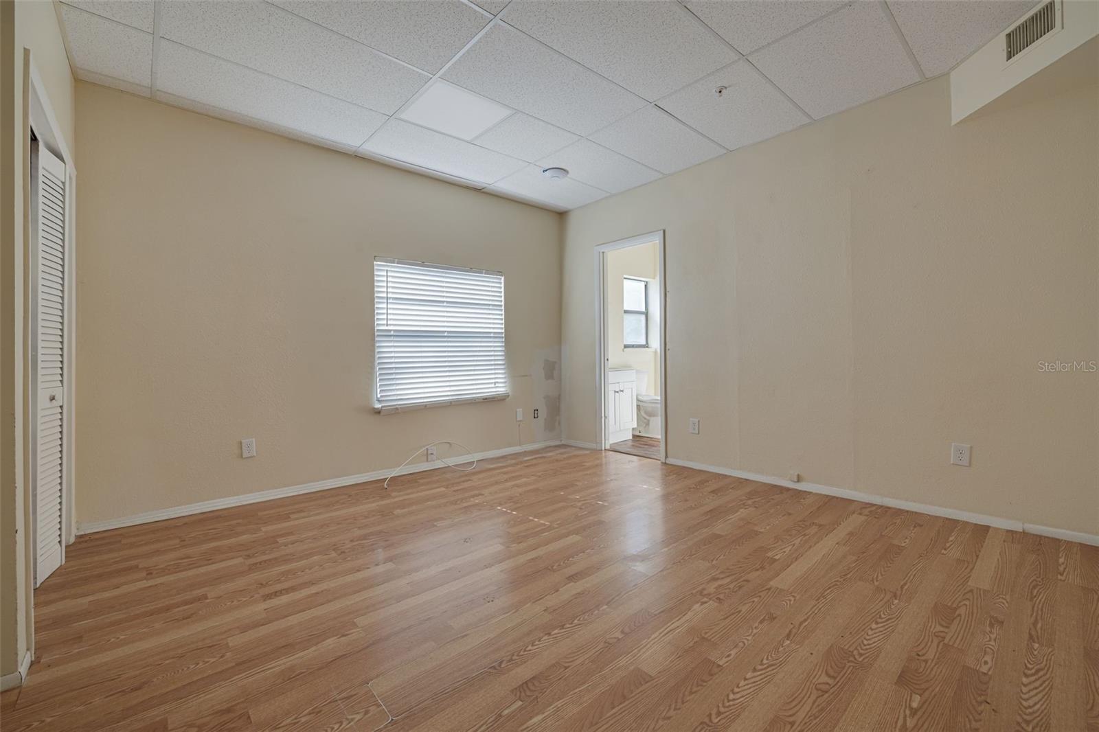 Image 18 of 45 For 220 Scotland Street