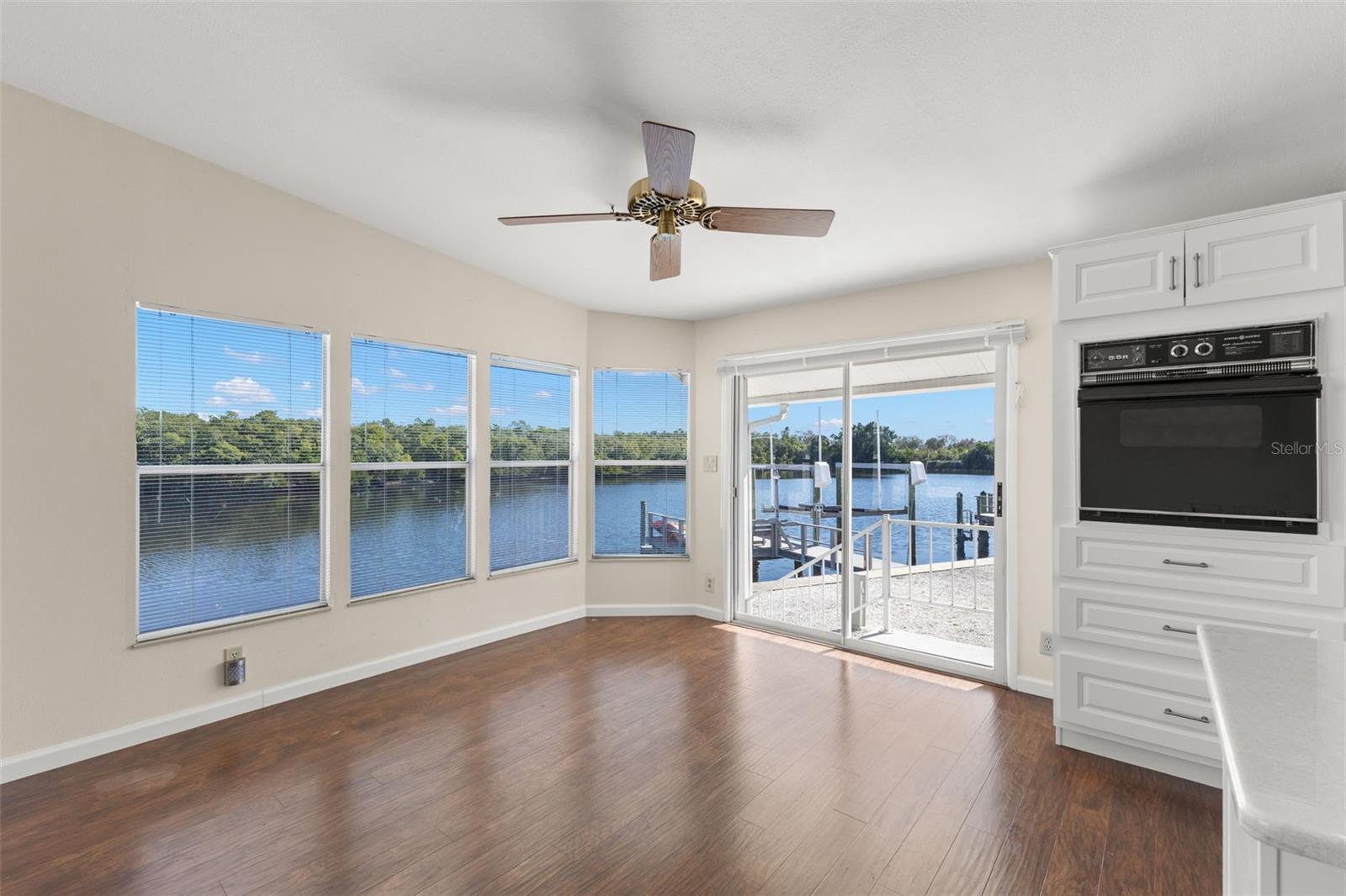 Image 7 of 39 For 7113 Mount Piney Road Ne 719
