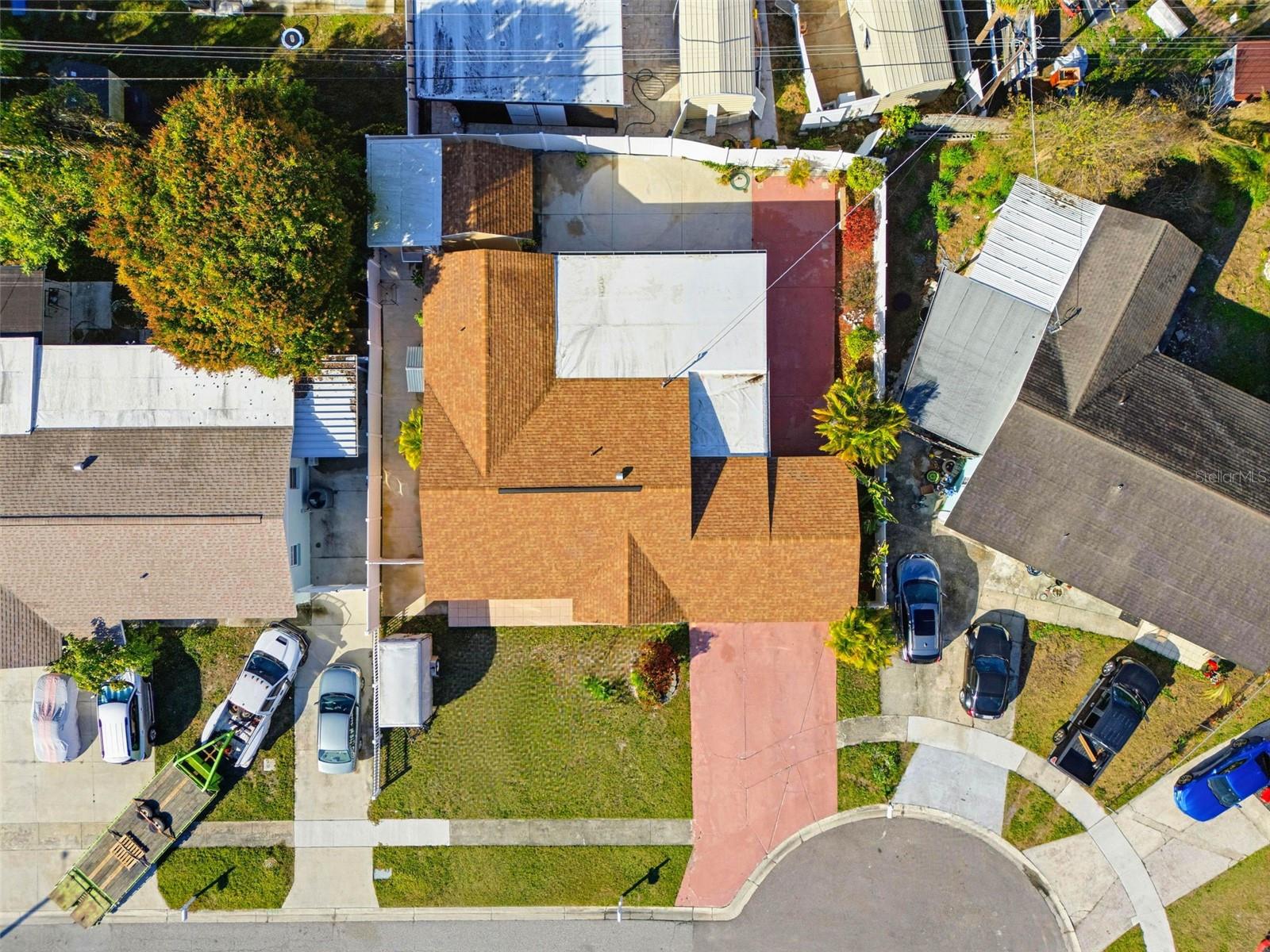 Image 3 of 59 For 4914 Holiday Drive