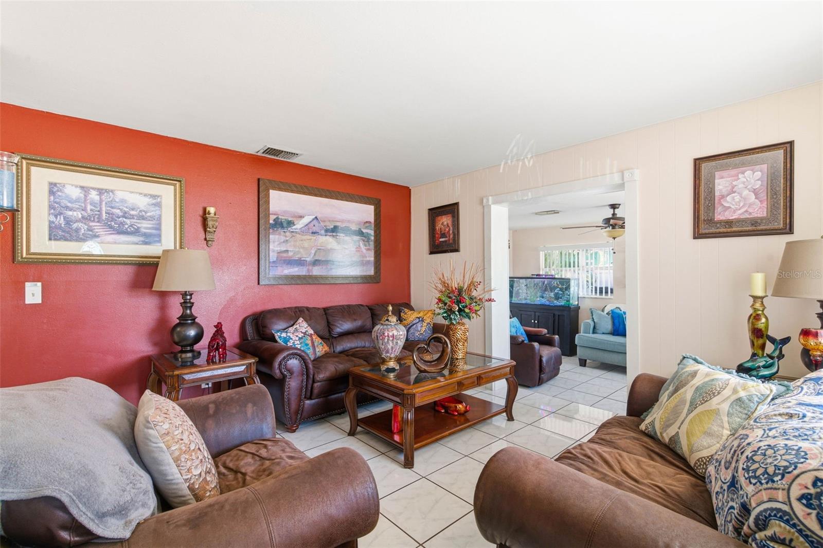 Image 46 of 59 For 4914 Holiday Drive