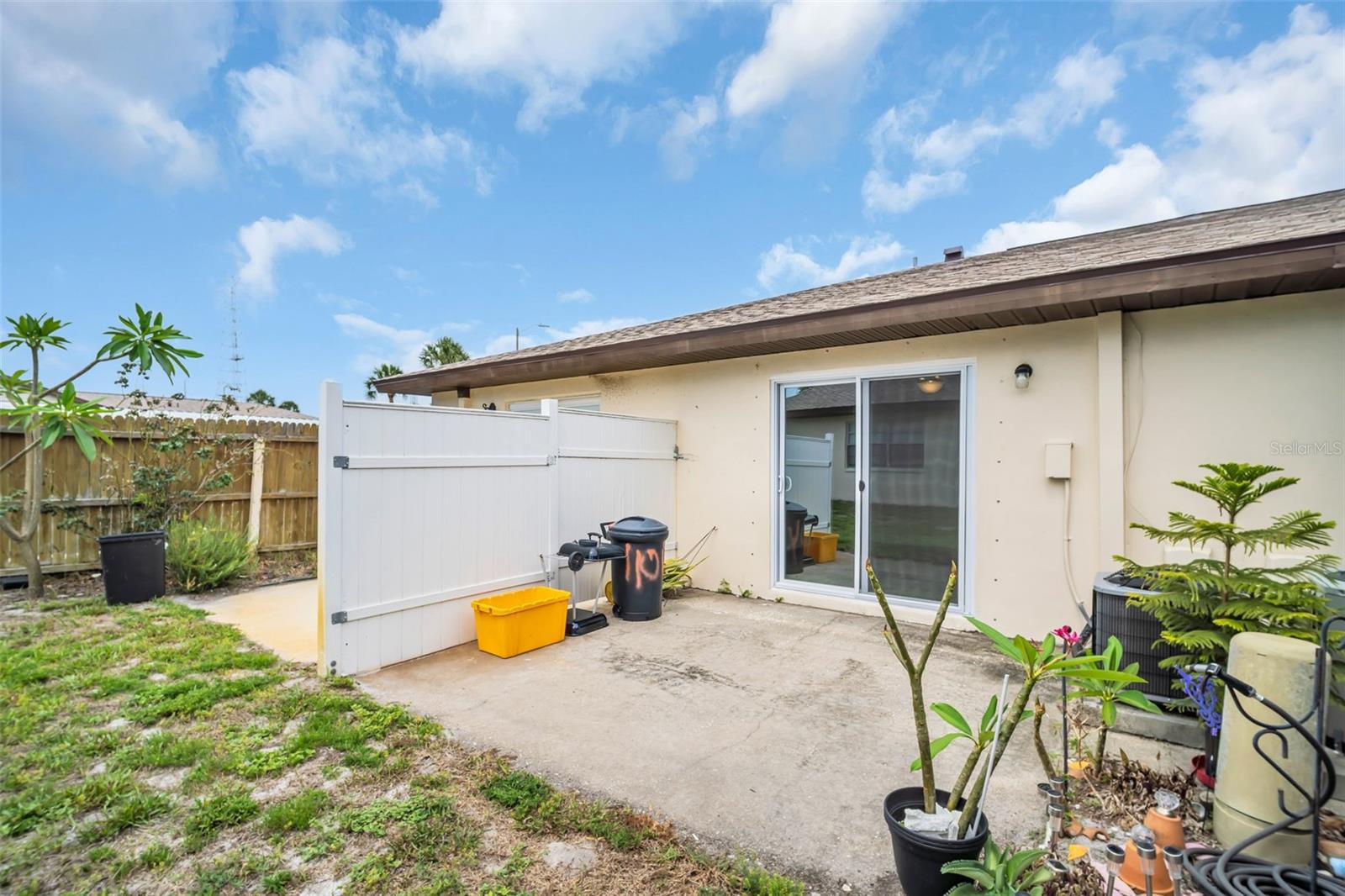 Image 11 of 22 For 24862 Us Highway 19 N 1105