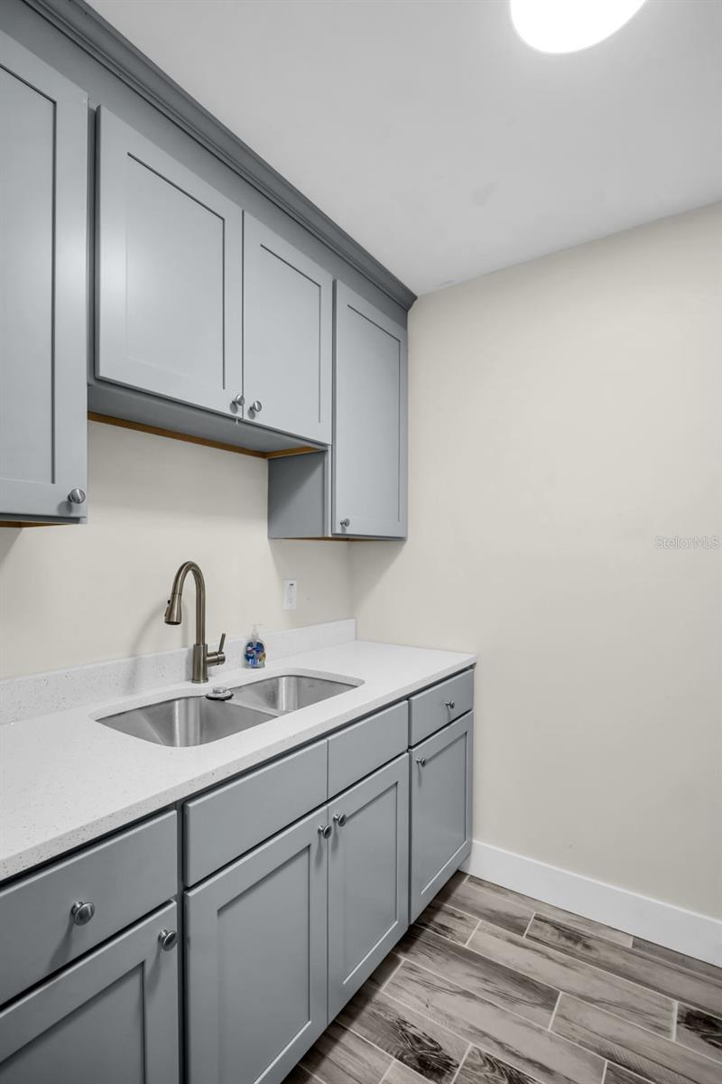 Image 4 of 22 For 24862 Us Highway 19 N 1105