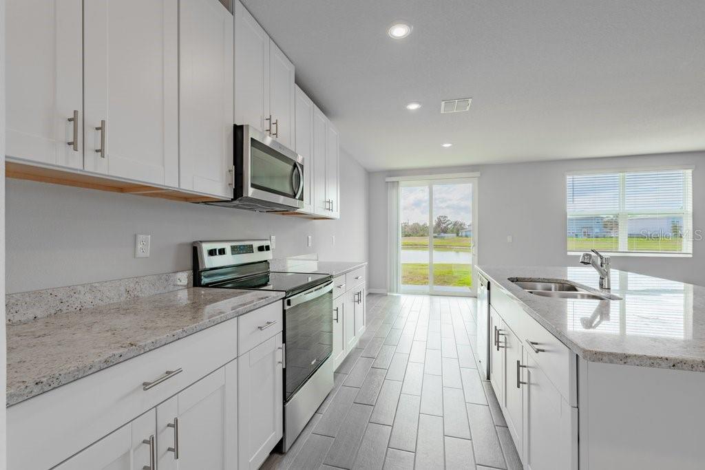 Image 12 of 32 For 7041 Feather River Place