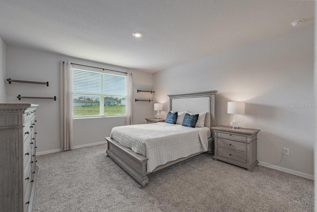 Image 14 of 32 For 7041 Feather River Place