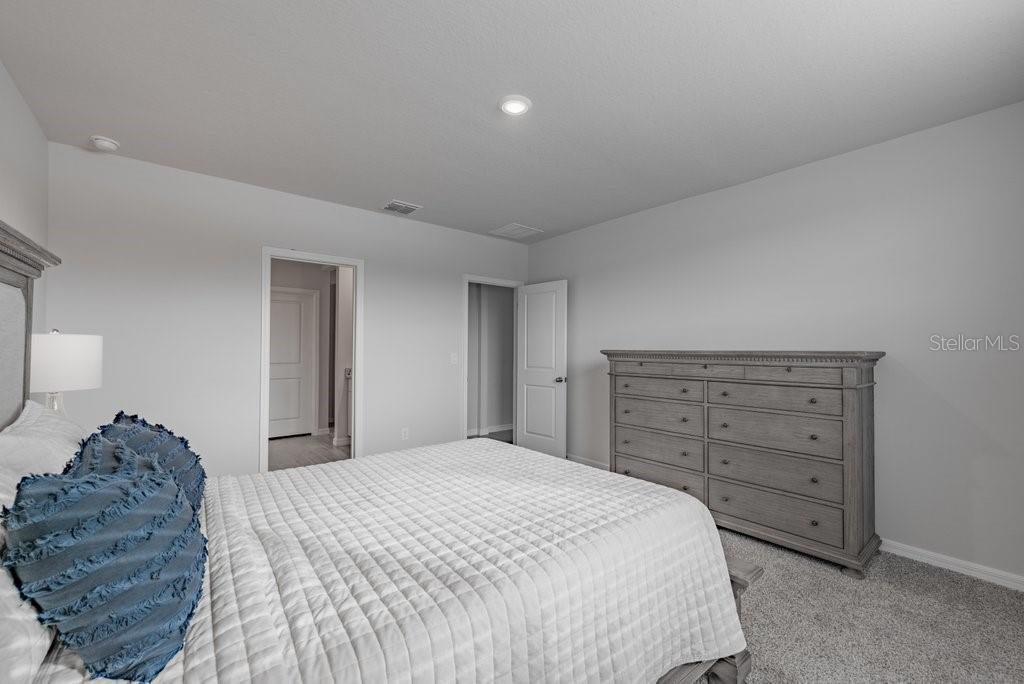 Image 15 of 32 For 7041 Feather River Place