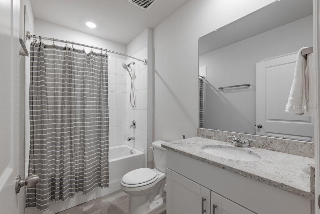 Image 20 of 32 For 7041 Feather River Place