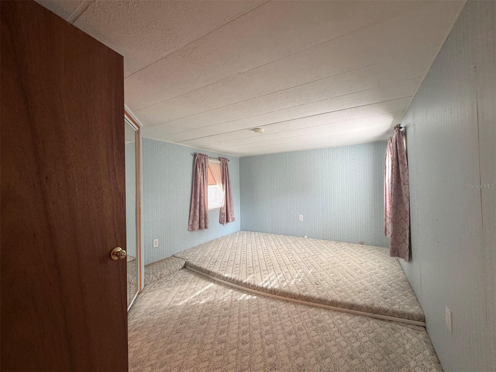 Image 26 of 38 For 4232 Alabama Lane