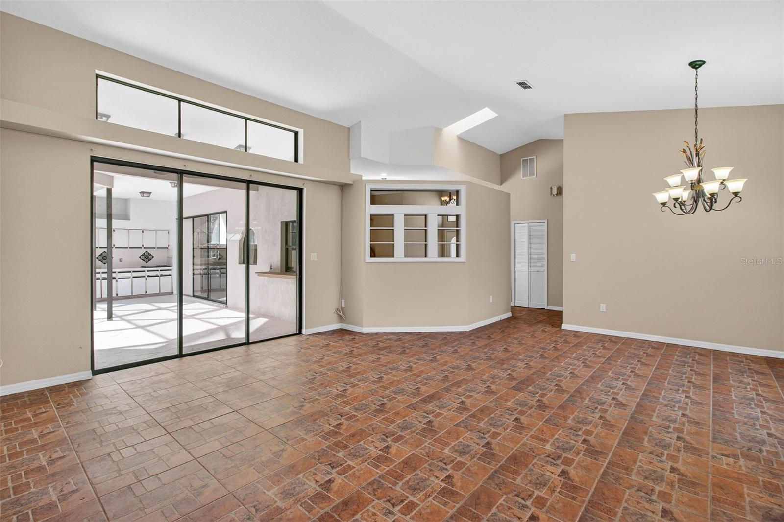 Image 36 of 56 For 5237 Las Flores Viaduct