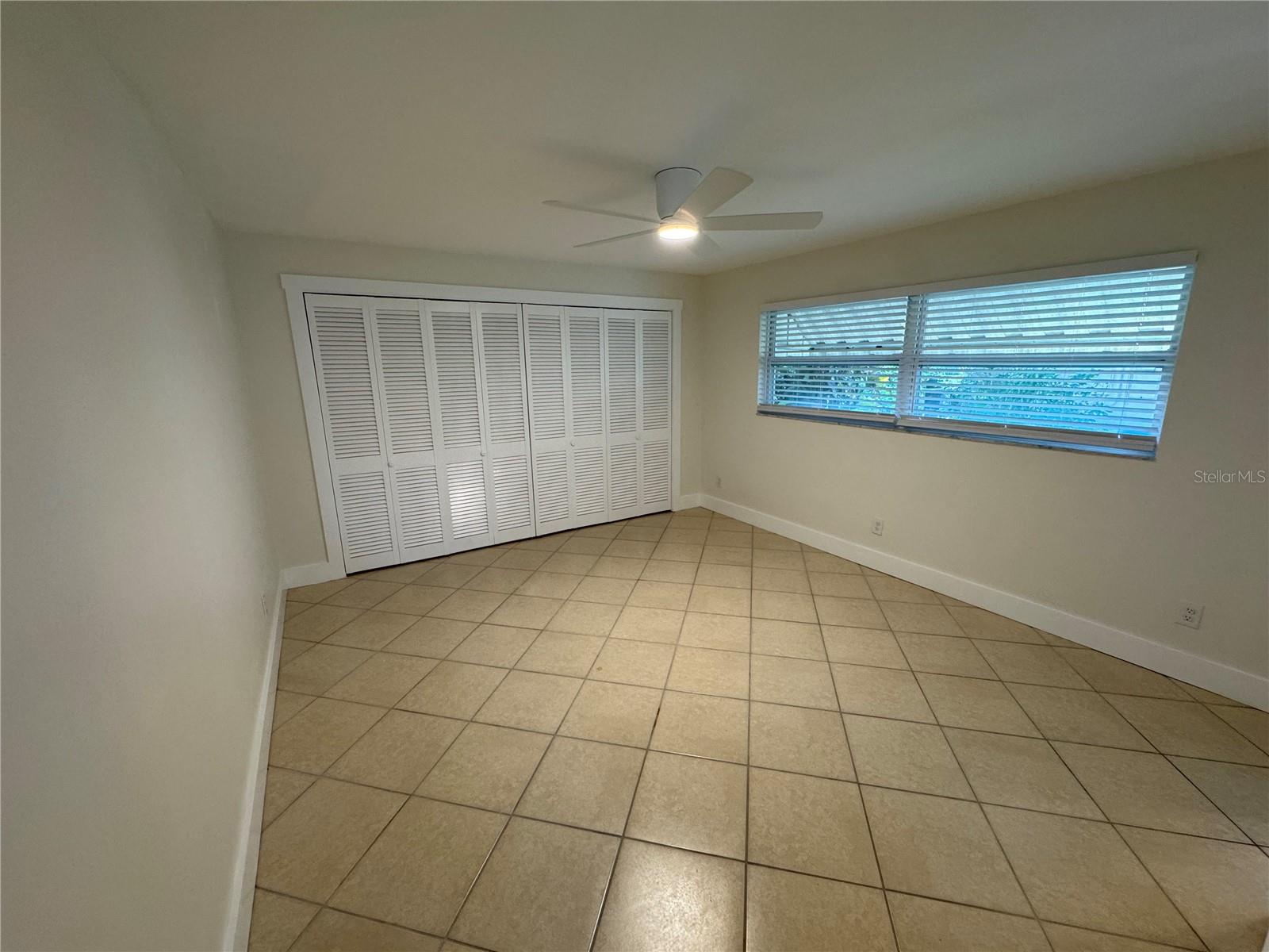 Image 10 of 17 For 509 Park Drive