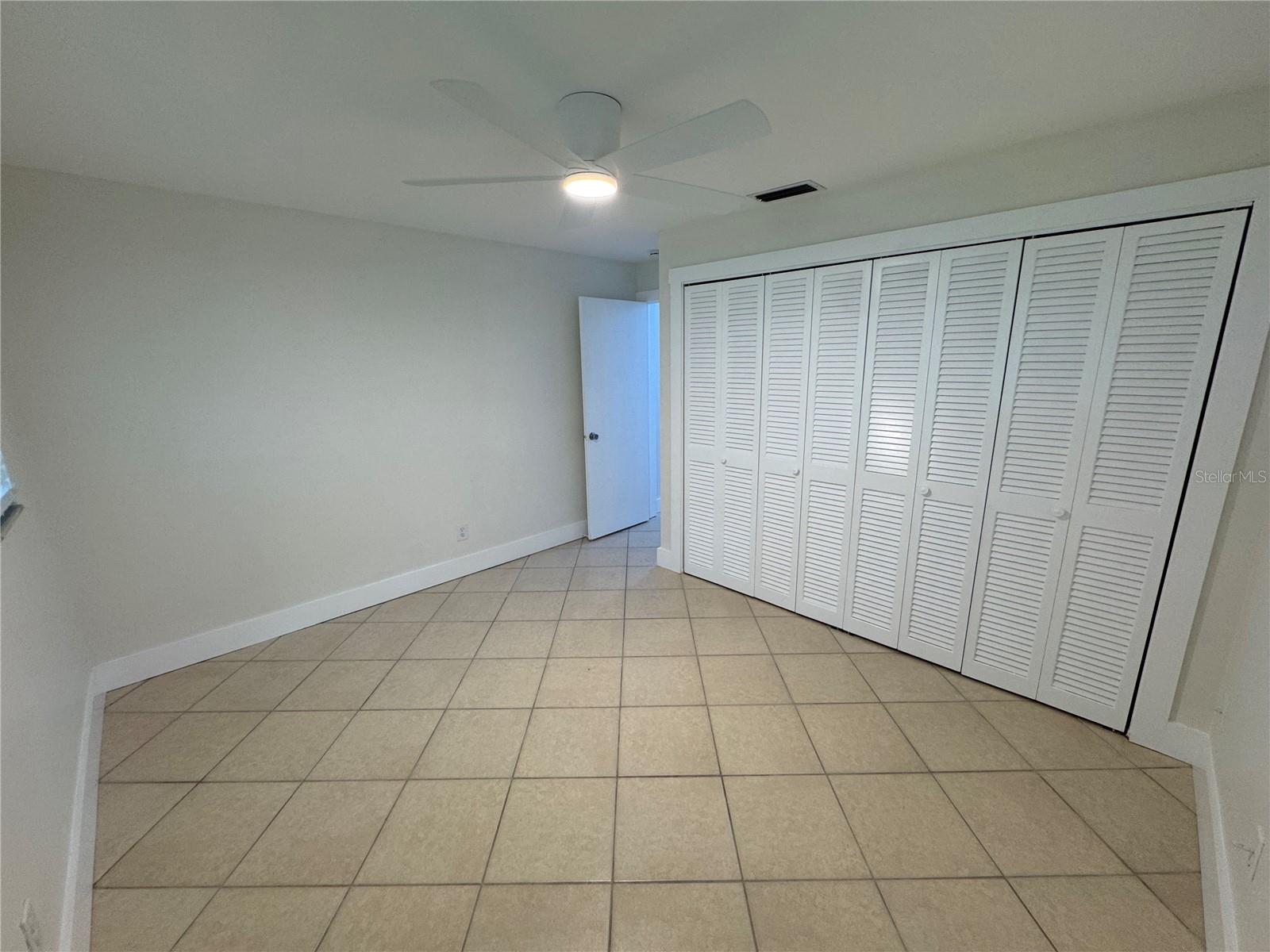 Image 13 of 17 For 509 Park Drive