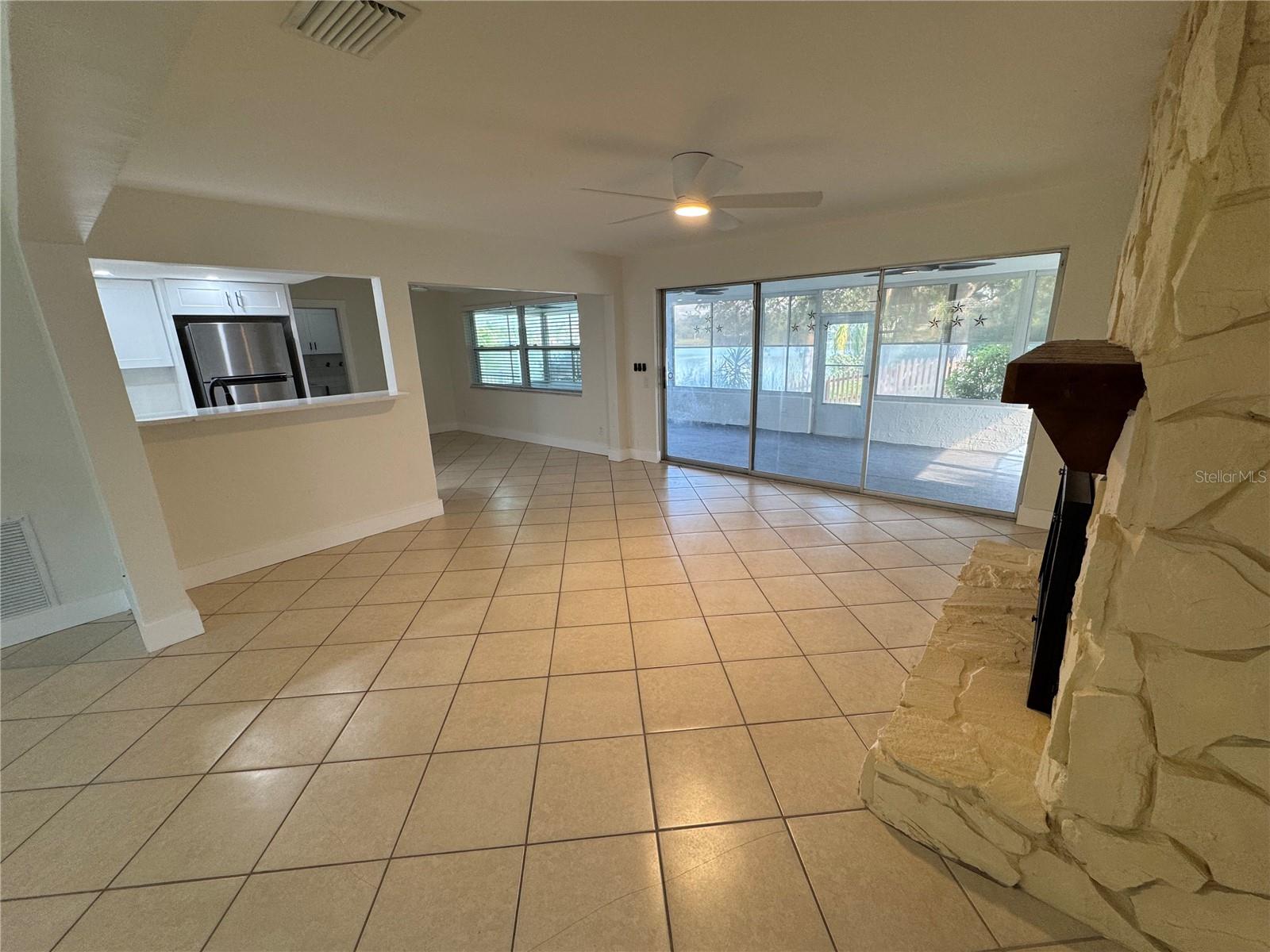 Image 4 of 17 For 509 Park Drive