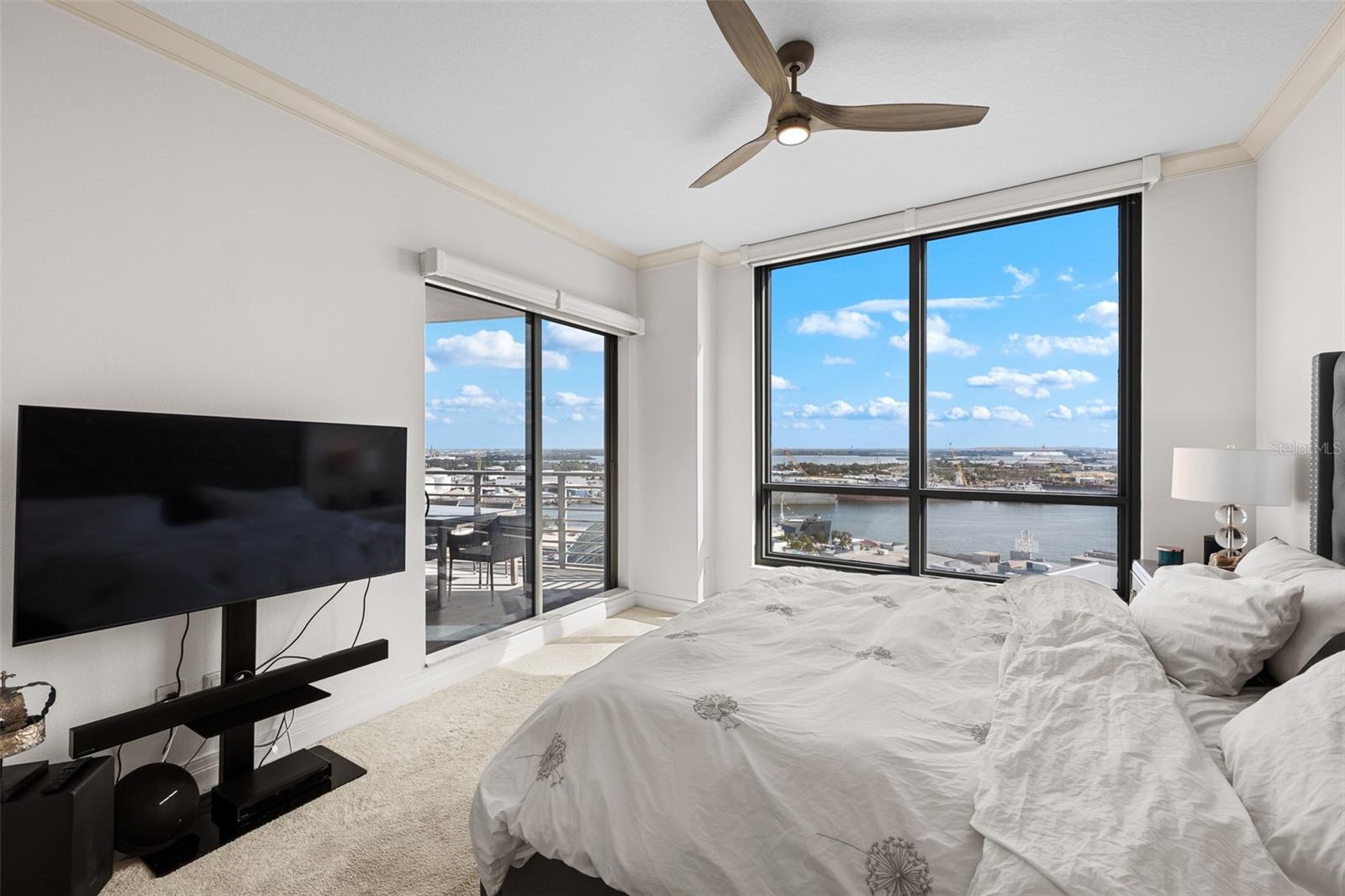 Image 19 of 56 For 1209 Cumberland Avenue 1705