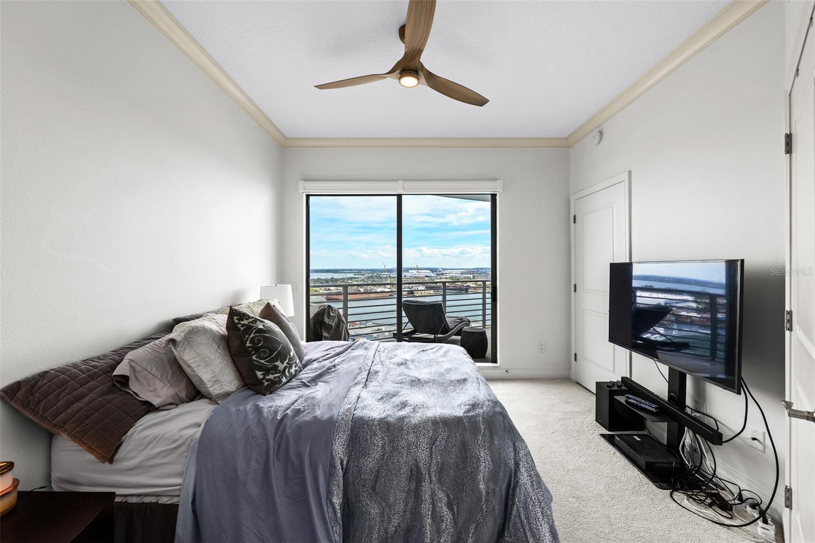 Image 24 of 56 For 1209 Cumberland Avenue 1705