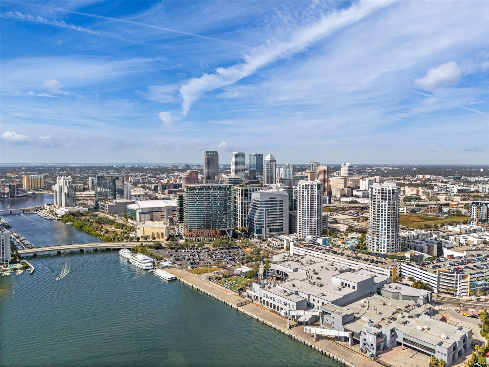 Image 4 of 56 For 1209 Cumberland Avenue 1705