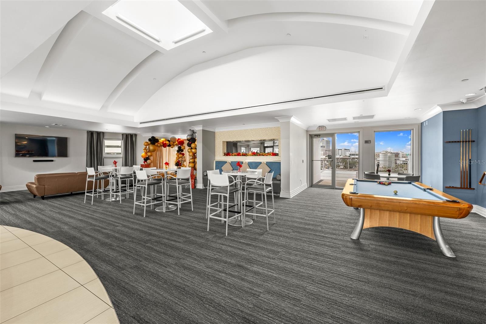 Image 45 of 56 For 1209 Cumberland Avenue 1705