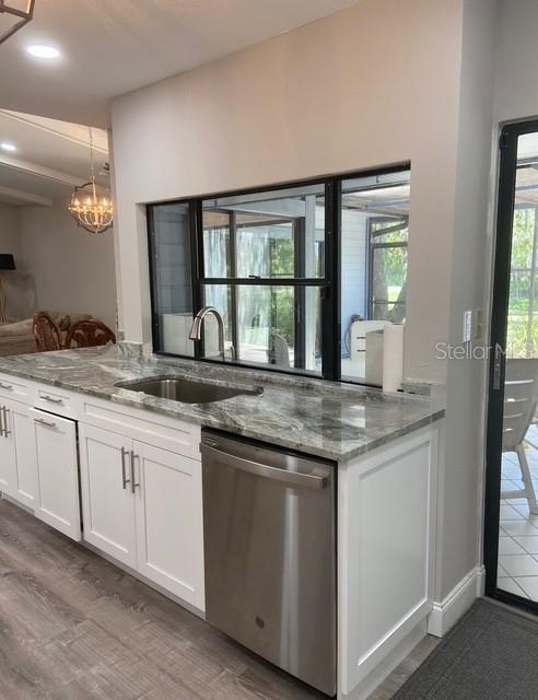 Image 12 of 35 For 35 Pinewinds Boulevard