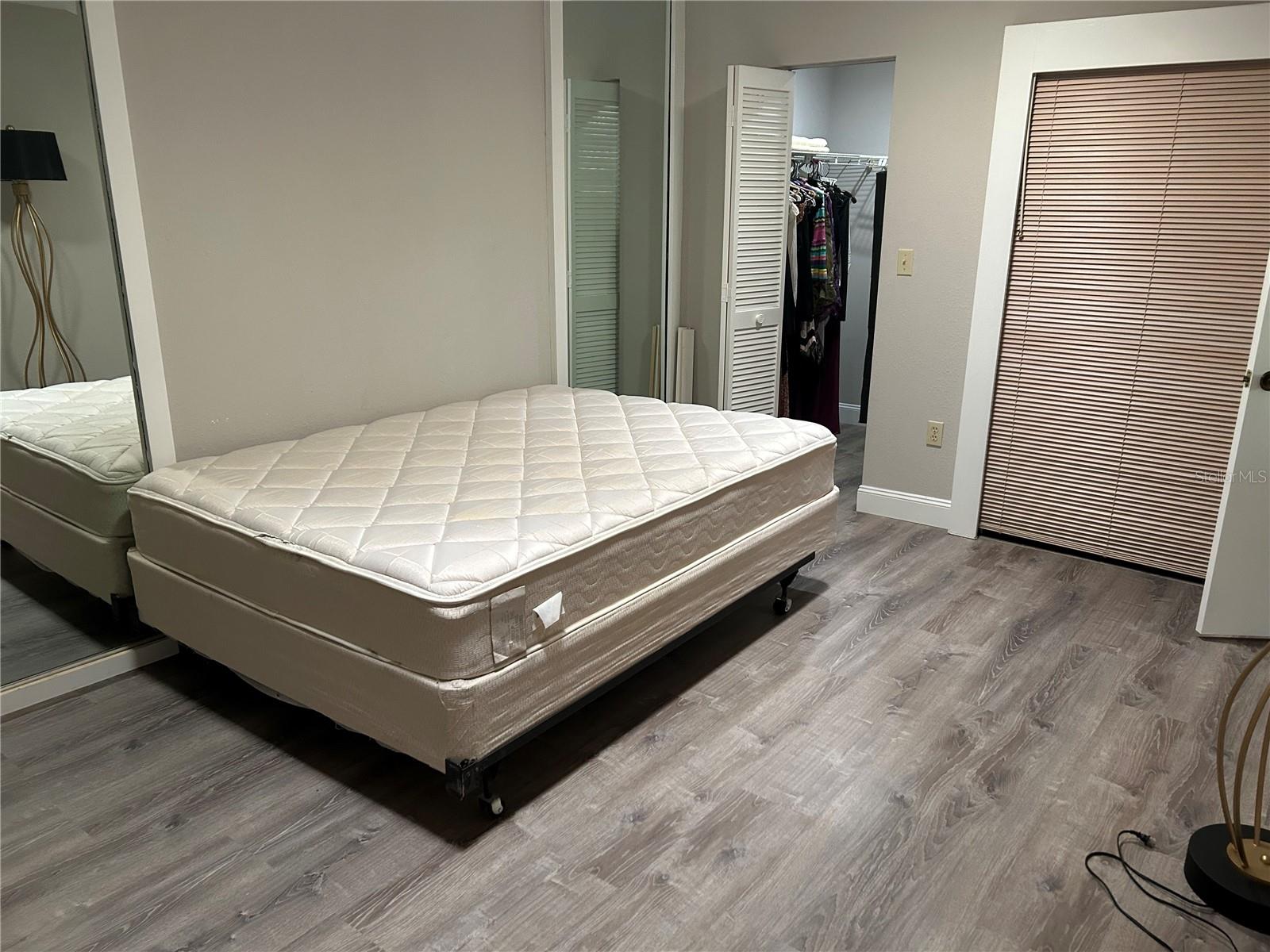 Image 29 of 35 For 35 Pinewinds Boulevard