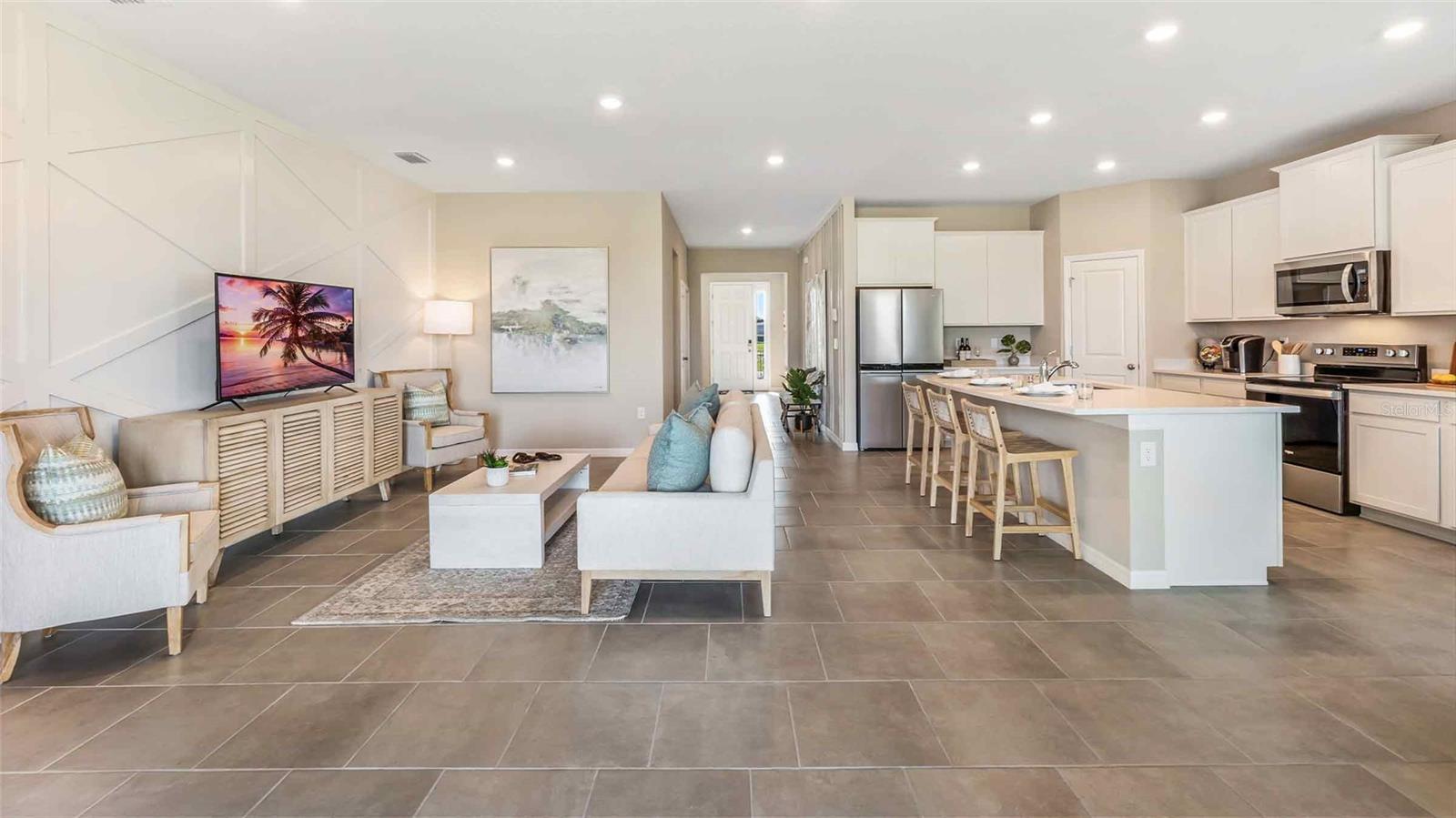 Listing photo id 0 for 3909 Sunny Spring Street