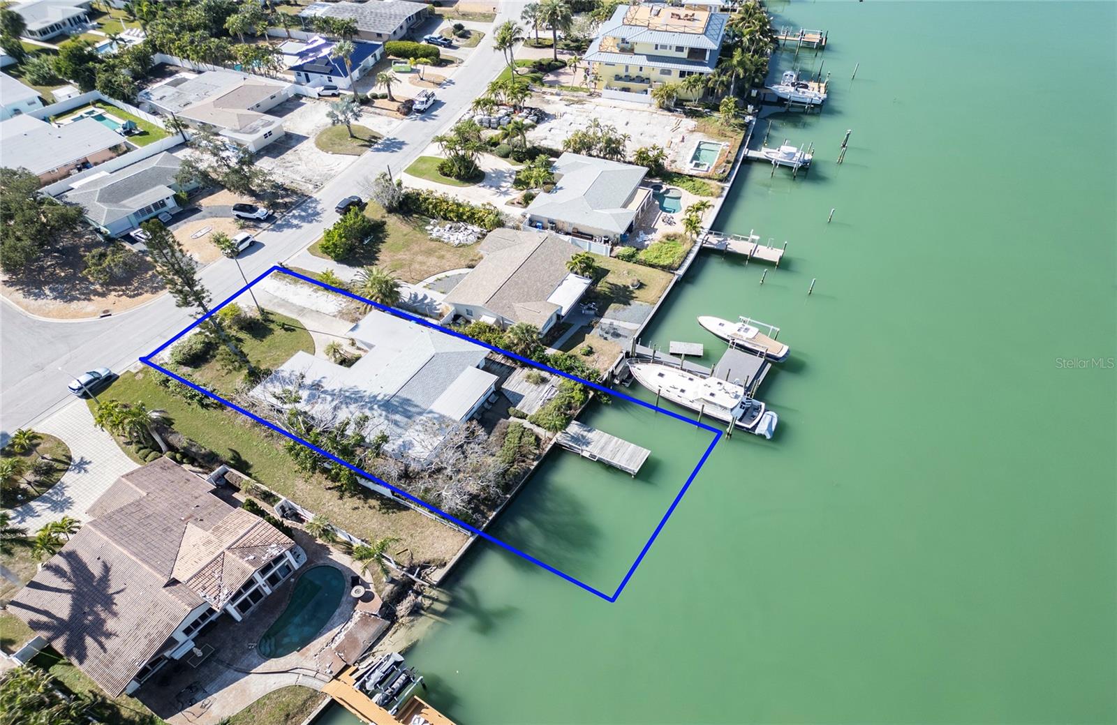 Image 24 of 27 For 10230 Tarpon Drive