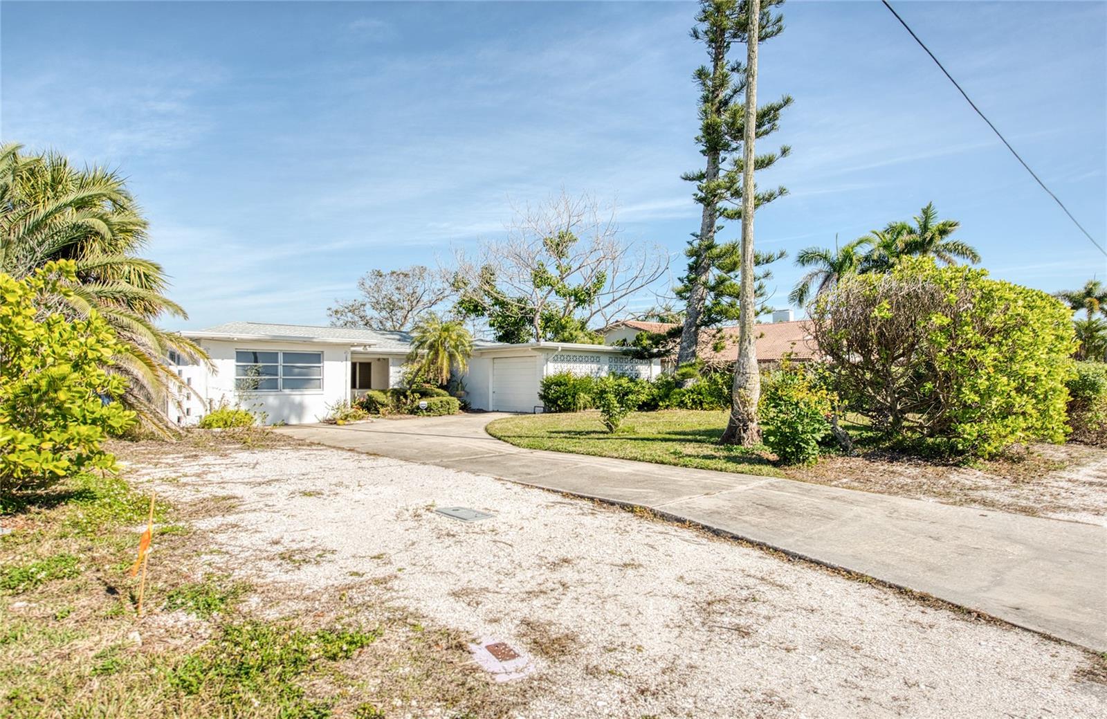 Image 8 of 27 For 10230 Tarpon Drive