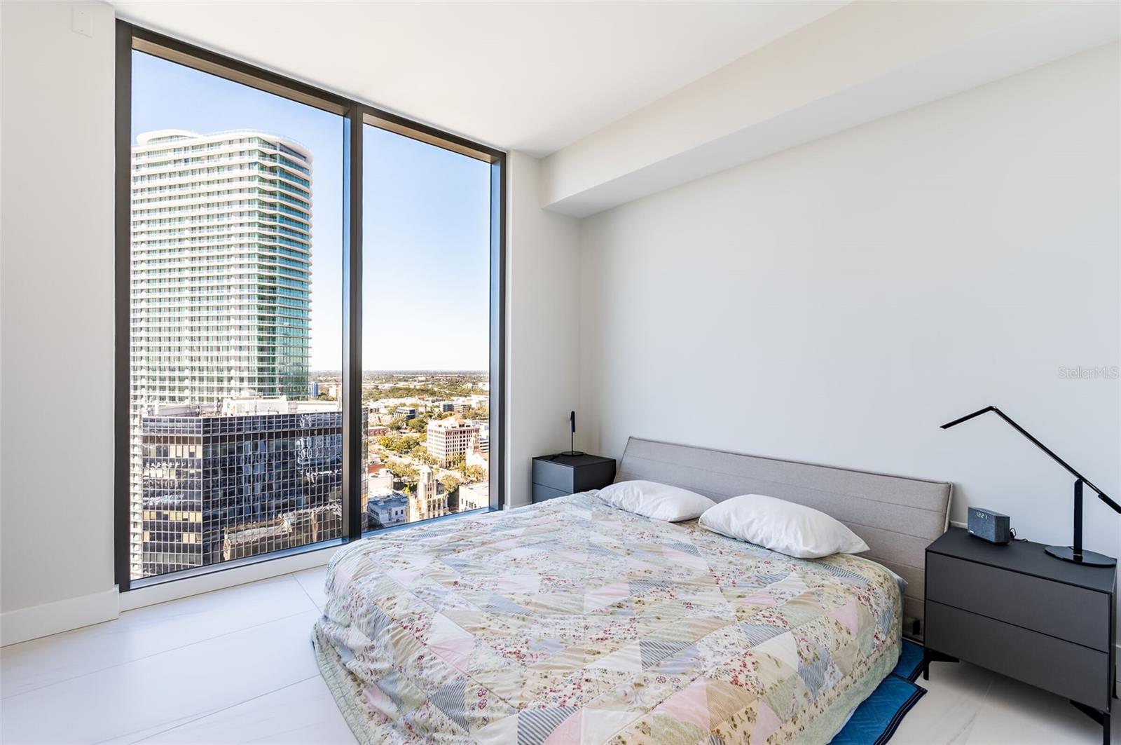 Image 20 of 66 For 275 1st Ave South  2606