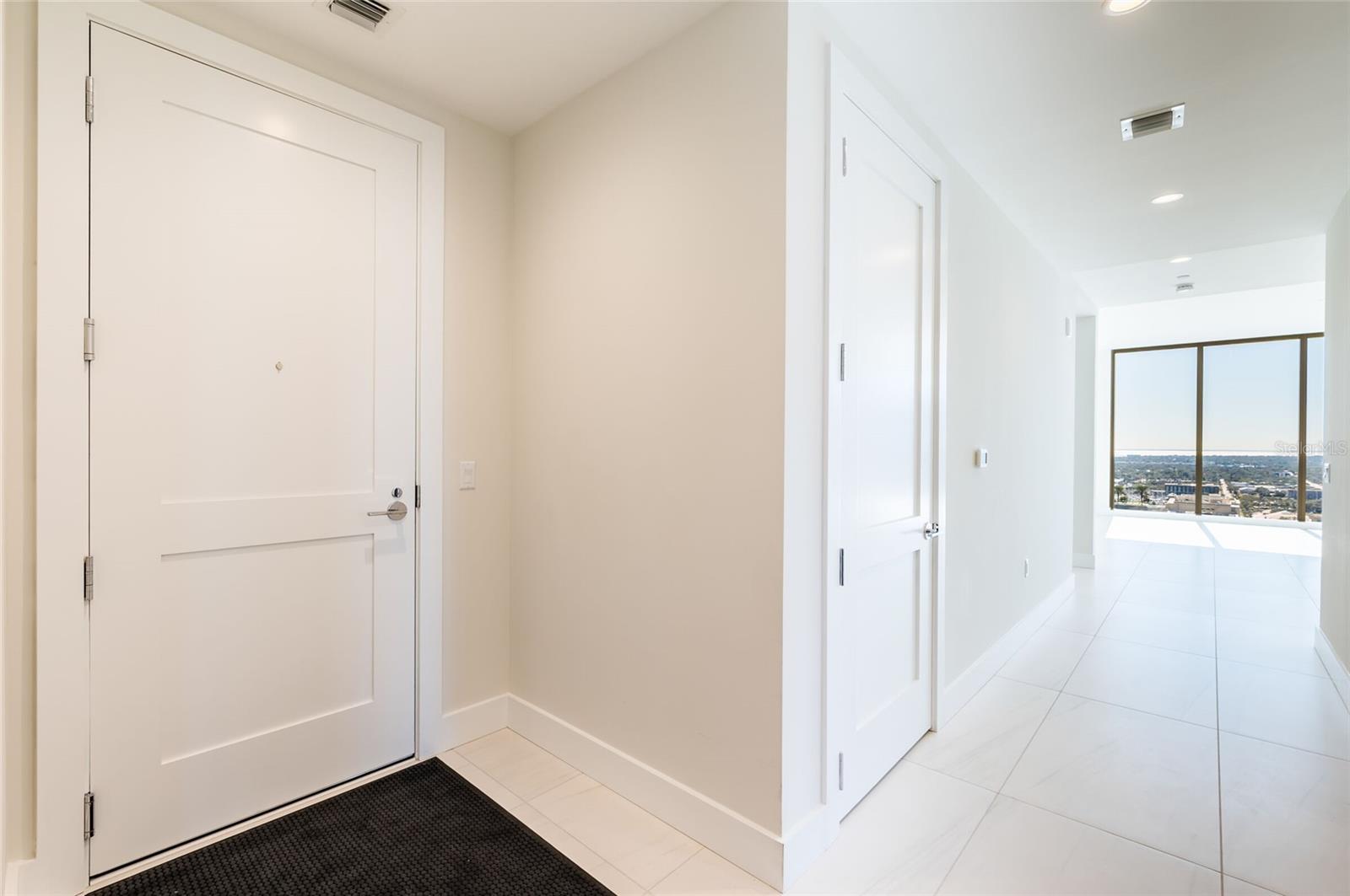 Image 3 of 66 For 275 1st Ave South  2606